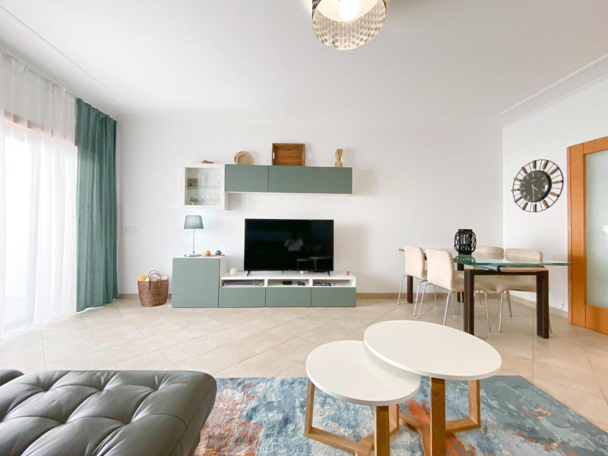 Meia Poolside To Seaside Retreat #1936 Appartement *