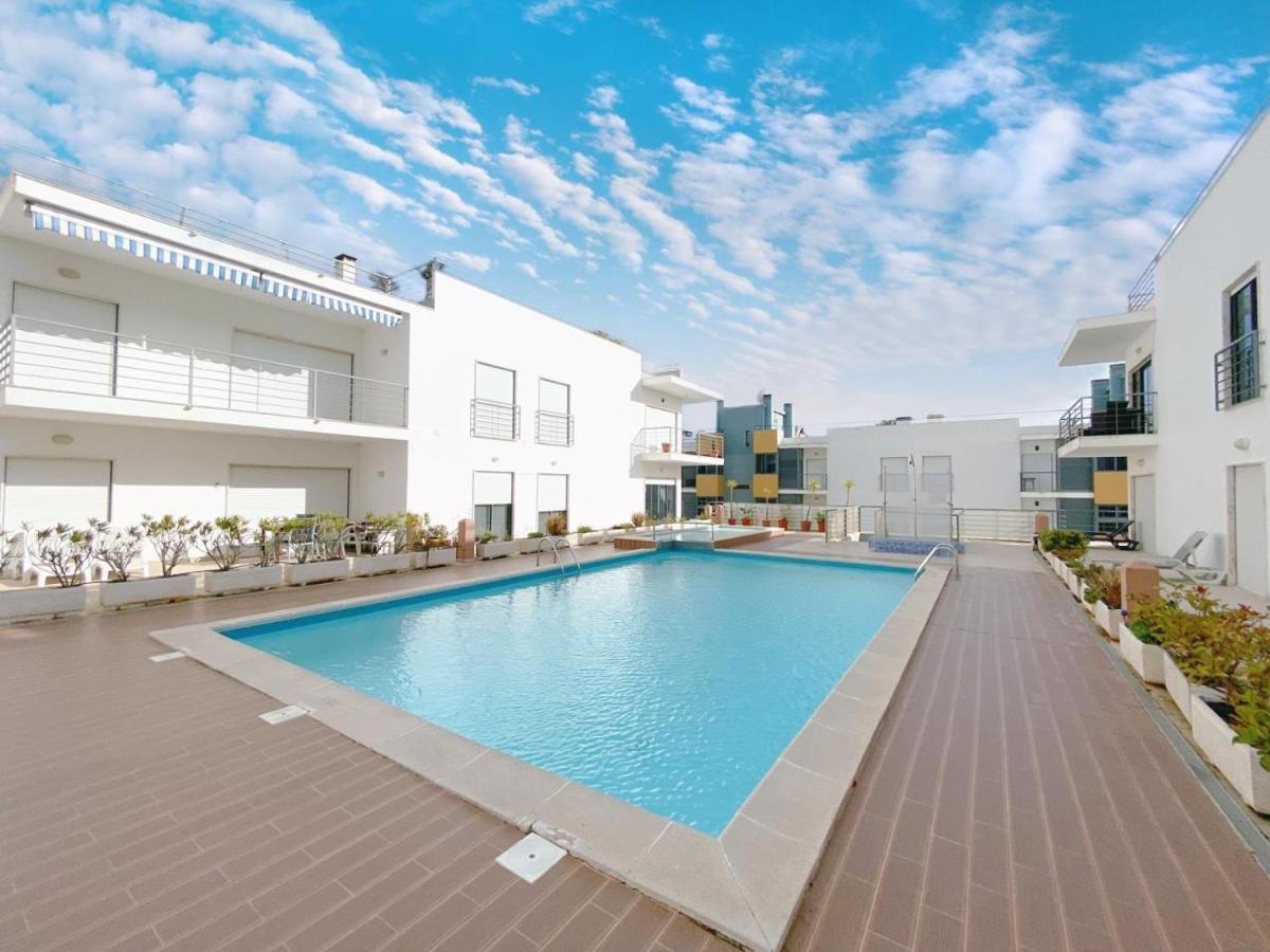Appartement Meia Poolside To Seaside Retreat #1936 Lagos